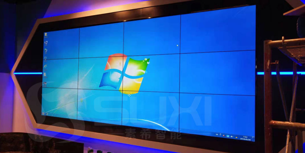 休閑娛樂(lè)卡爾飛車(chē)液晶拼接屏項(xiàng)目